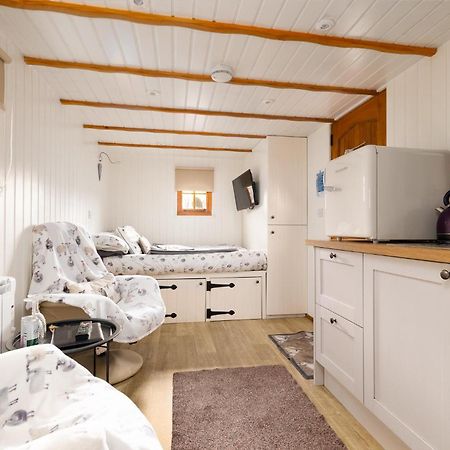 Shepherds Hut, West Ayton, Scarborough Exterior foto